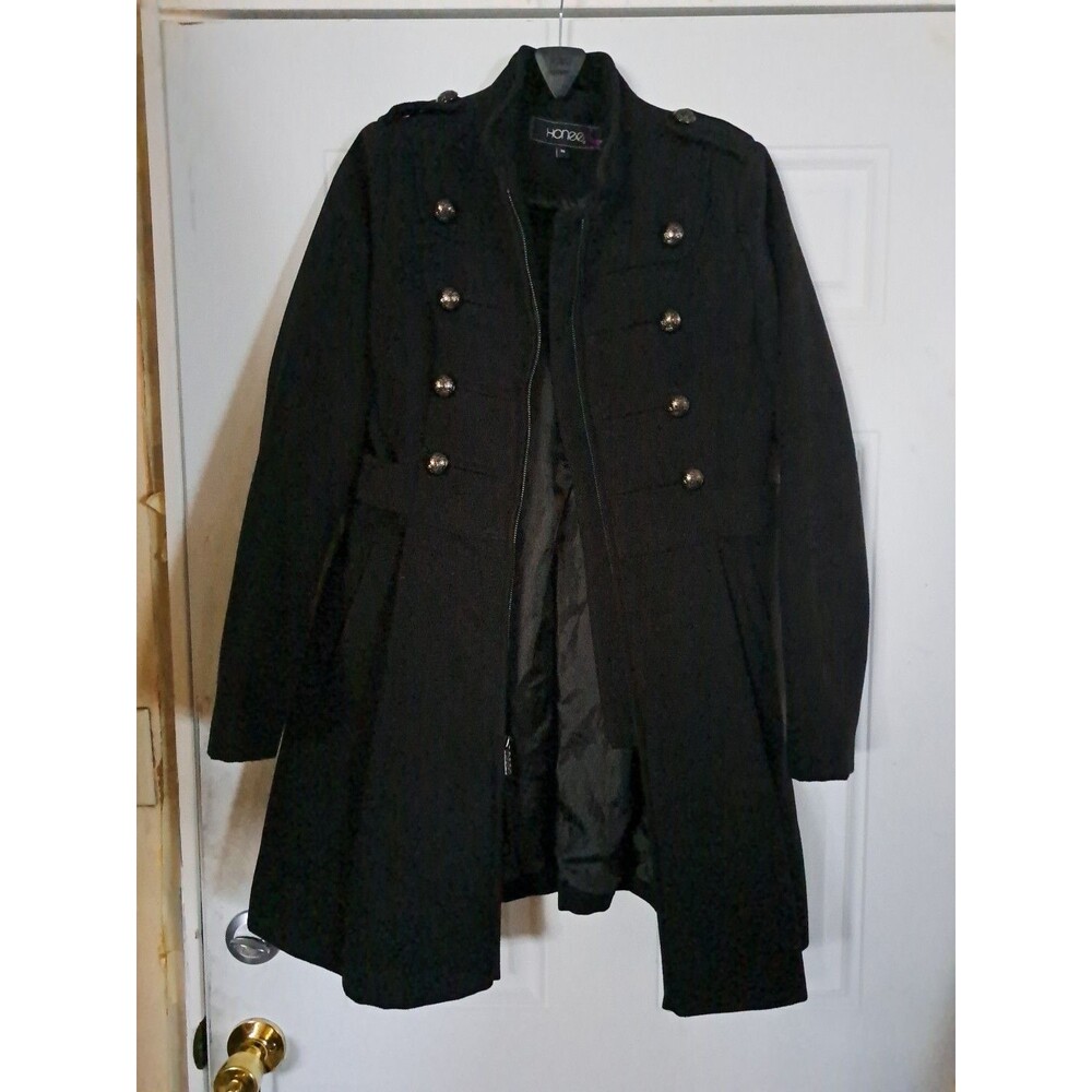 Women's Black HONEE Coat Size Medium Size Very Chic Great Condition Pre-Owned